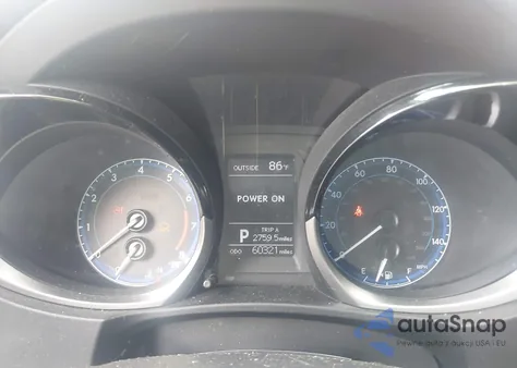 2016 Toyota Corolla S Premium z USA, uszkodzony, nr VIN 2T1BURHE4GC742886